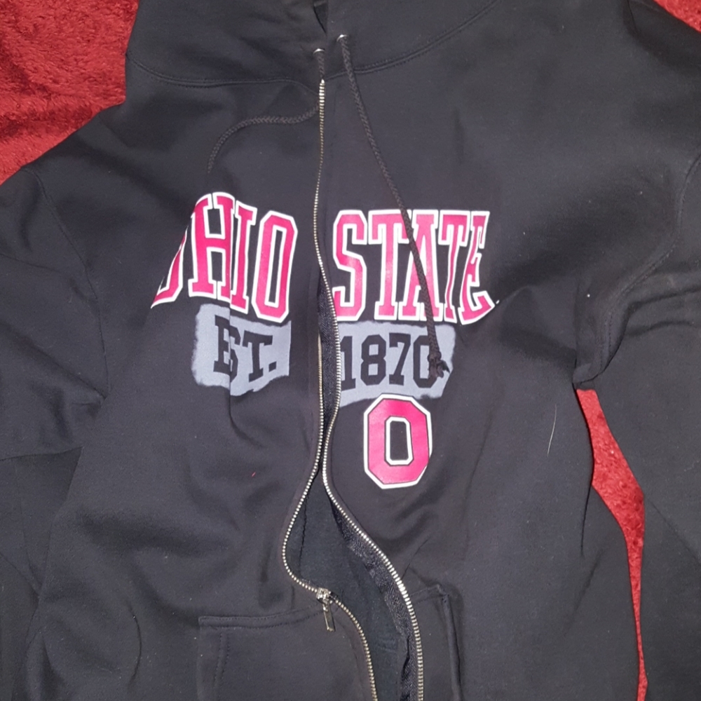 Ohio State Buckeye's zip up hoodie